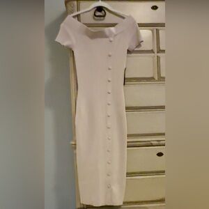 ⚜️Eva Mendes Elegant Beige Button-Down Midi Dress